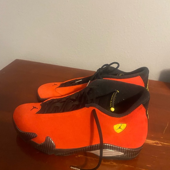 Air Jordan 14 Retro Ferrari in Red and Black - Picture 5 of 12